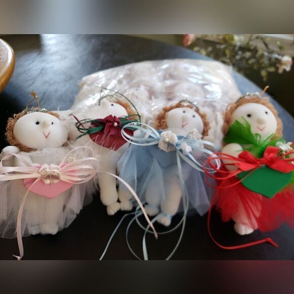 12 Pack Crafting Angel Ornaments - Picture 1 of 3
